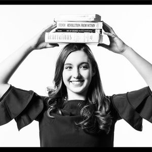 Meet your Posher, Anne elise